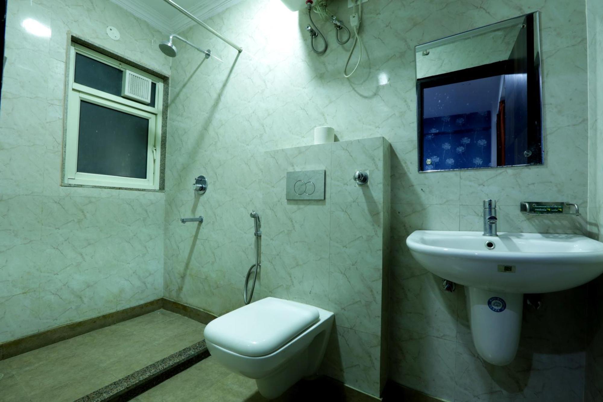 Hotel Ark Wood At Airport New Delhi Luaran gambar